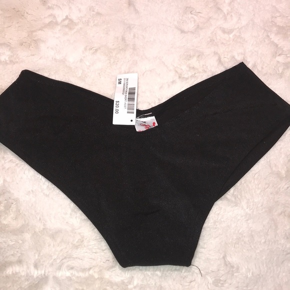 Hot shorts brand new. - Picture 1 of 3